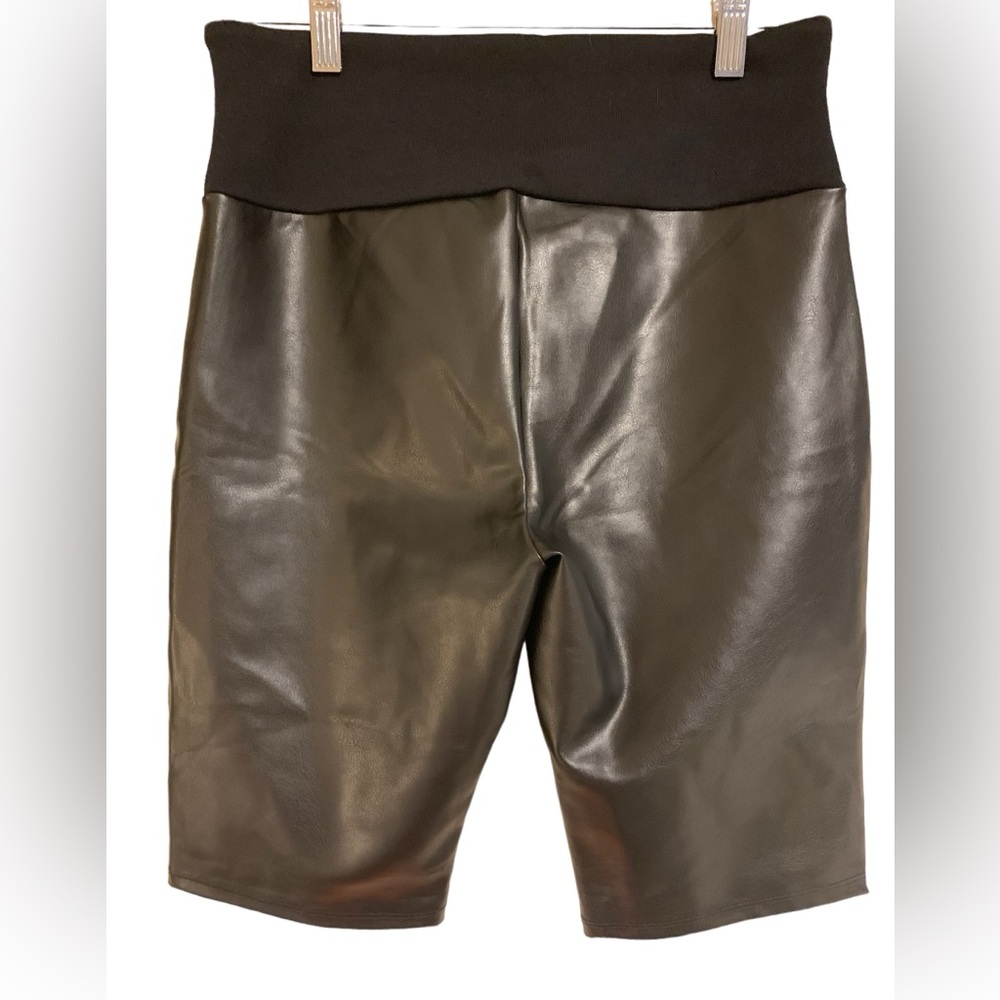 Assets by Spanx faux leather biker shorts women’s size Large very black new nwt - Picture 6 of 12